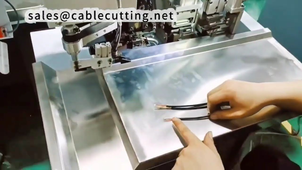 Round Jacket Cable Strip and Crimp All in One Machine