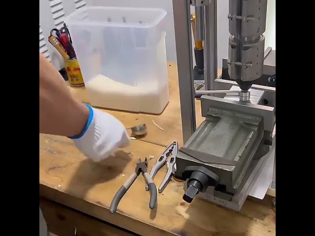 Mini Small Desktop Plastic Manufacturing Injection Molding Machine for Small Size & Lab PE